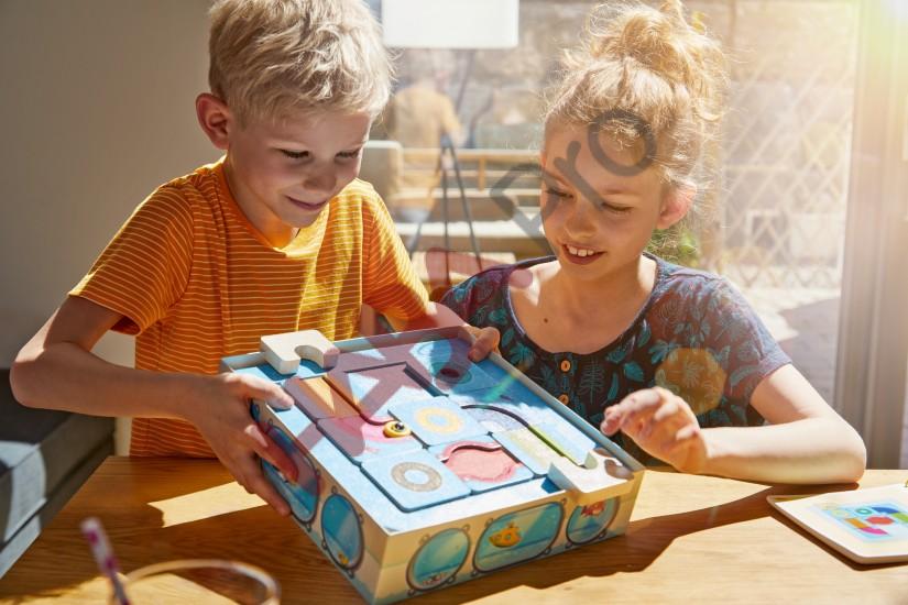 haba-milo-w-aquaparku Gra logiczna Logic! GAMES - Milo w Aquaparku