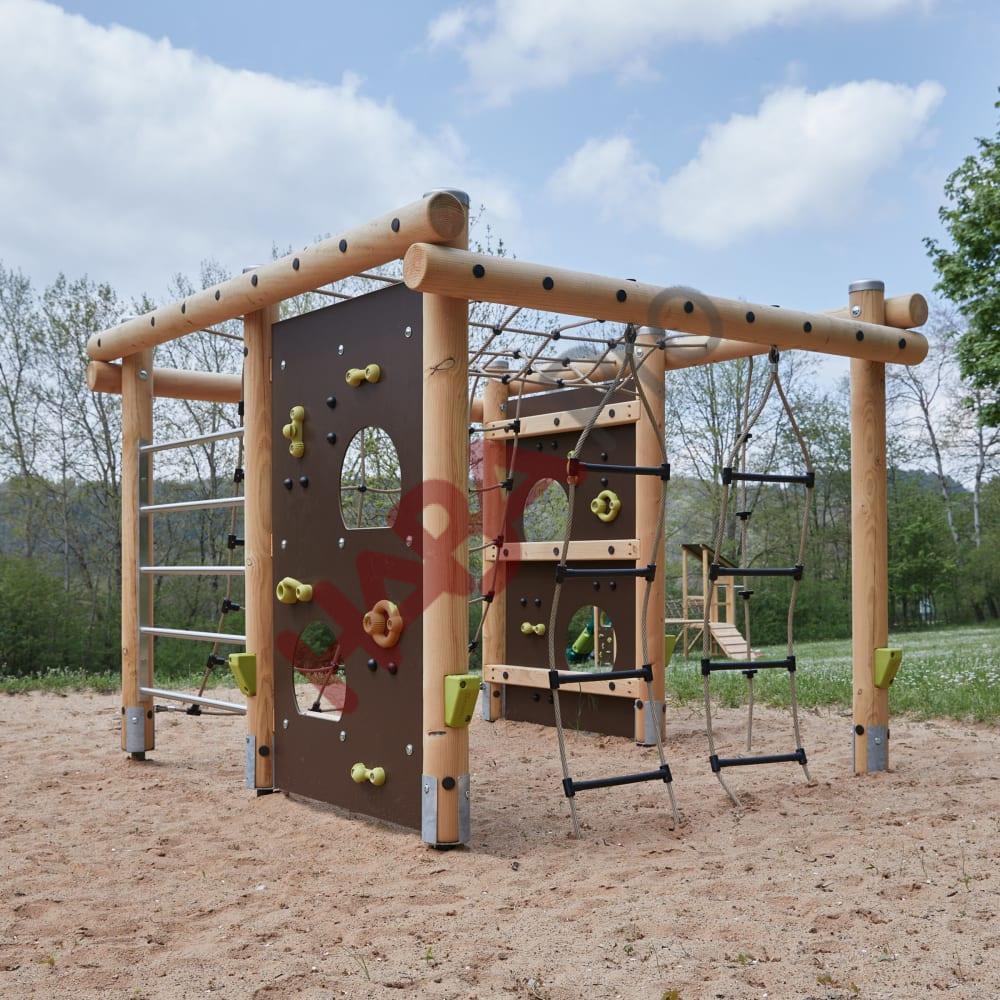 Domek z możliwością wspinaczki 360°